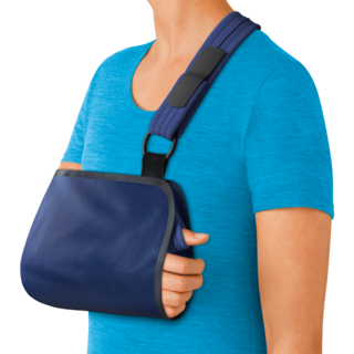 Actimove Professional Line Mitella Comfort Arm Sling on model