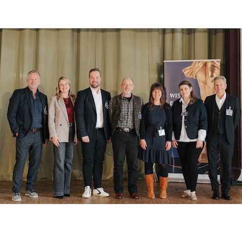 Ein Gruppenfoto der Symposium Teilnehmer