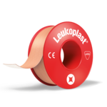 Záber červenej cievky Leukoplast