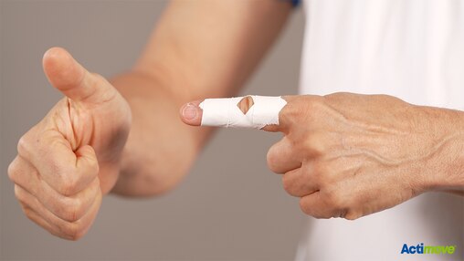 Leukotape_Classic_by_Actimove_How_to_Strap_a_Finger_with_Ligament_Damage_Application_Video_Thumbnail.jpg                                                                                                                                                                                                                                                                                                                                                                                                            