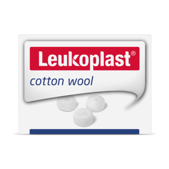 Front packshot of Leukoplast cotton wool