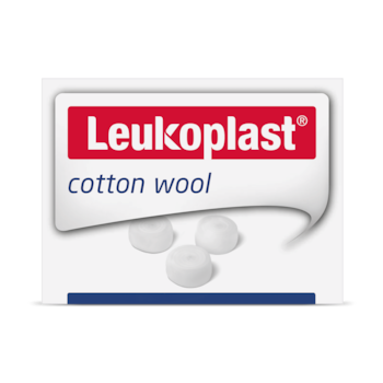 Front packshot of Leukoplast cotton wool