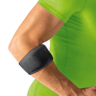 Actimove Sports Edition Elbow Strap with Hot/Cold Pack on elbow