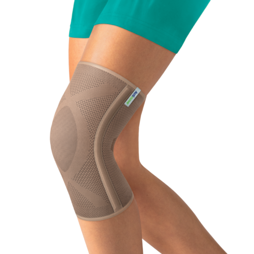 Actimove Everyday Supports Knee Support with Closed Patella with 2 Stays on knee
