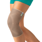 Actimove Everyday Supports Knee Support with Closed Patella on knee
